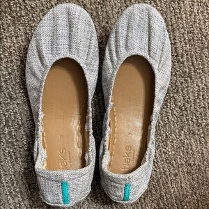 Tieks by Gavrieli Gray Women's Flats with Teal Accent Size 7